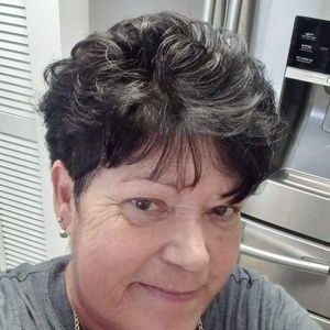 Meet your Posher, Lourdes